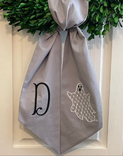 Load image into Gallery viewer, Wreath Sash - Chic Ghost